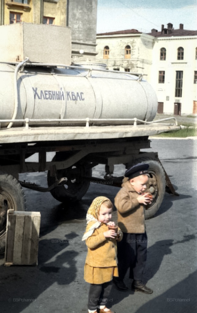 Подборка простых и потрясающих фотографий эпохи СССР