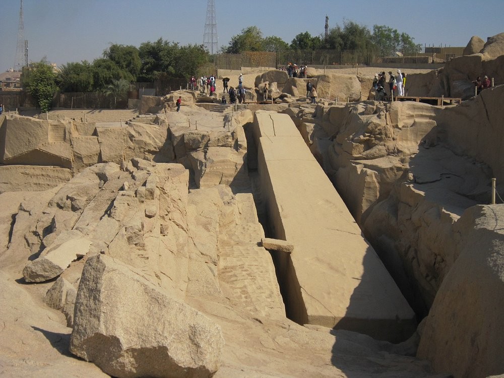 Незаконченный обелиск Асуана – великое творение, которое почти удалось поднять в небо