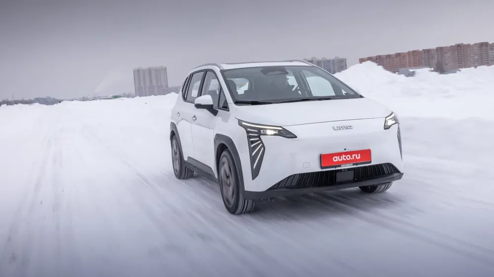 Салон UMO 5 вид сзади