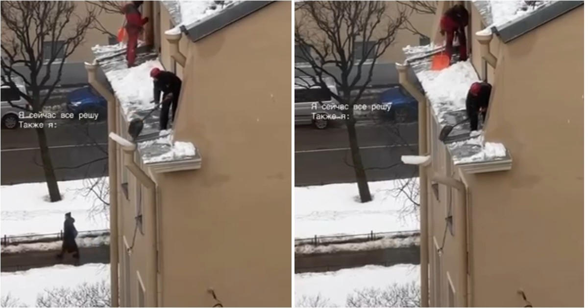 В Петербурге коммунальщик случайно оторвал трубу с крыши, пытаясь сбить лёд