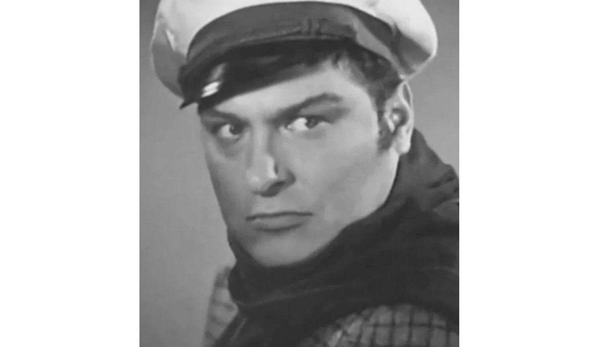 Актёры, которых Гайдай не взял в фильм «12 стульев» на роль Остапа Бендера