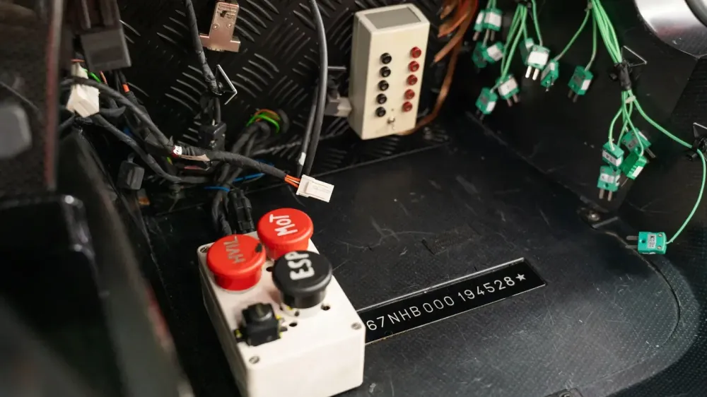 За Ferrari, на которой нельзя ездить по дорогам, заплатили 2,4 миллиона долларов