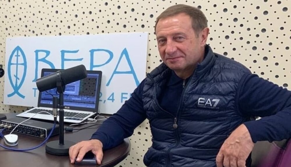 «Вся власть от Бога»: депутат призвал не критиковать чиновников