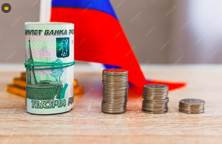 Росстат: средняя зарплата в России достигла 140 тысяч рублей в месяц