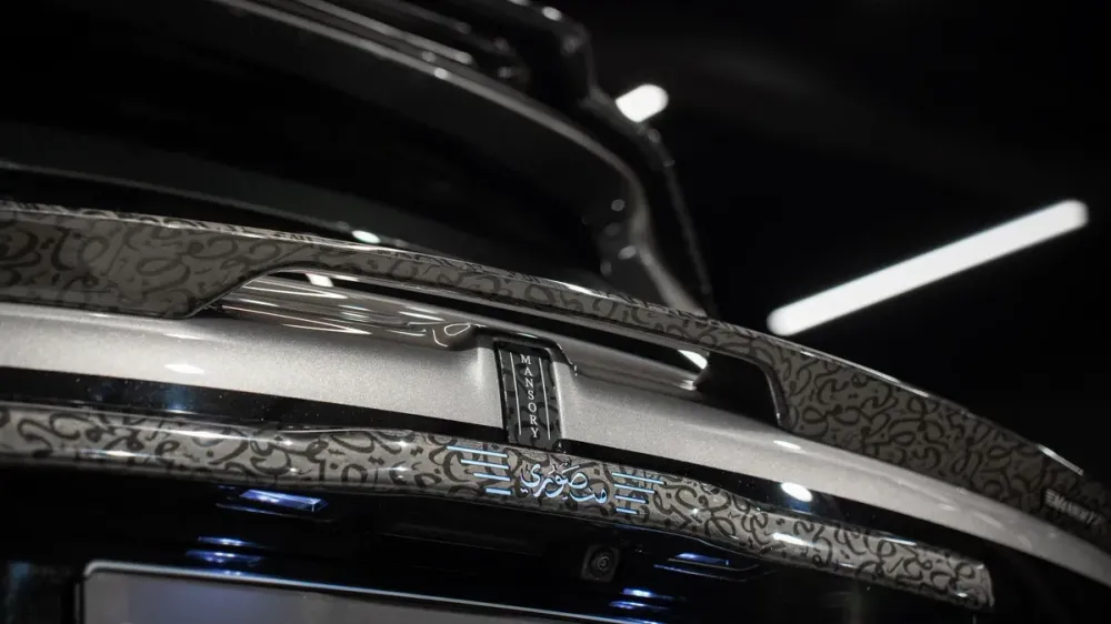 В Москве выставили на продажу уникальный Rolls-Royce Cullinan от Mansory за 190 миллионов рублей