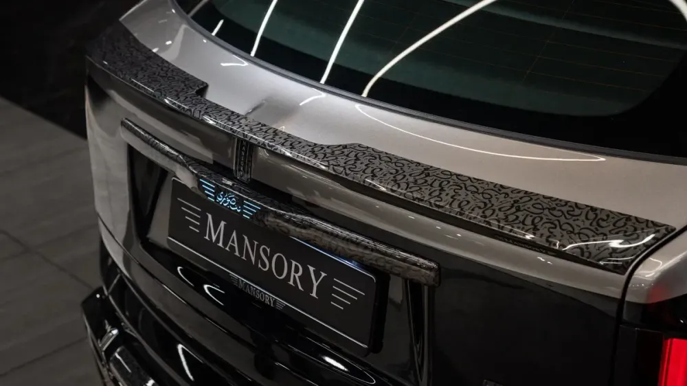 В Москве выставили на продажу уникальный Rolls-Royce Cullinan от Mansory за 190 миллионов рублей