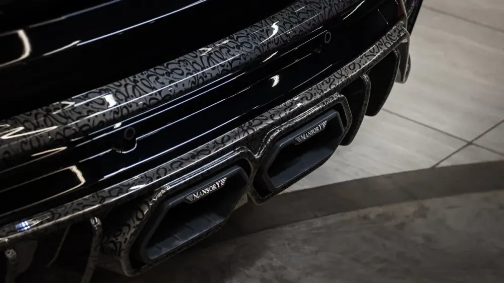 В Москве выставили на продажу уникальный Rolls-Royce Cullinan от Mansory за 190 миллионов рублей