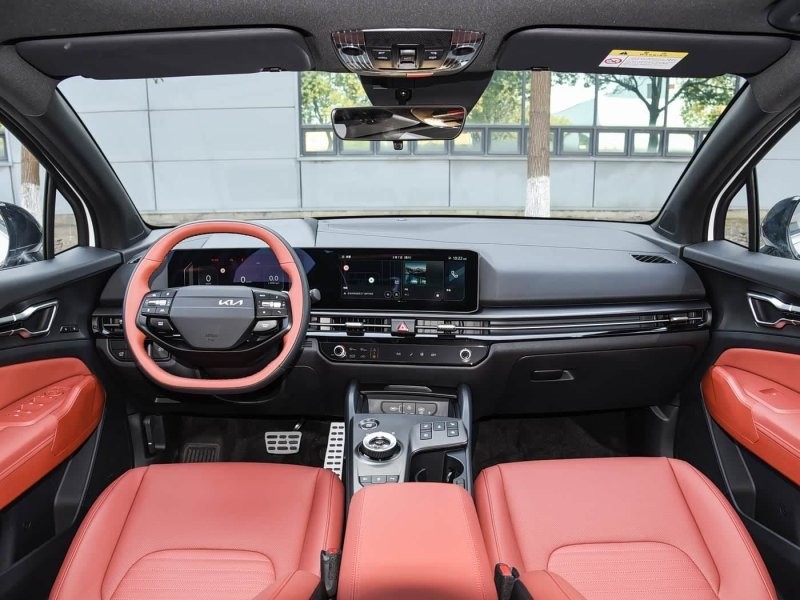 В Китае вышел Kia Sportage 2026: 8-ступенчатый «автомат», 245 л.с., топовое оснащение — за 218 тыс. юаней (2,45 млн рублей)