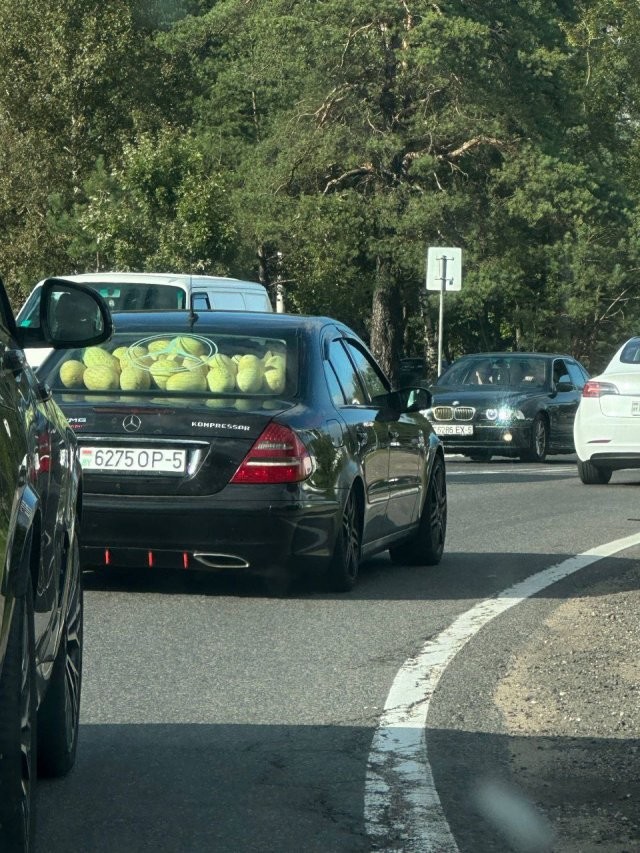 Скрины из соцсетей