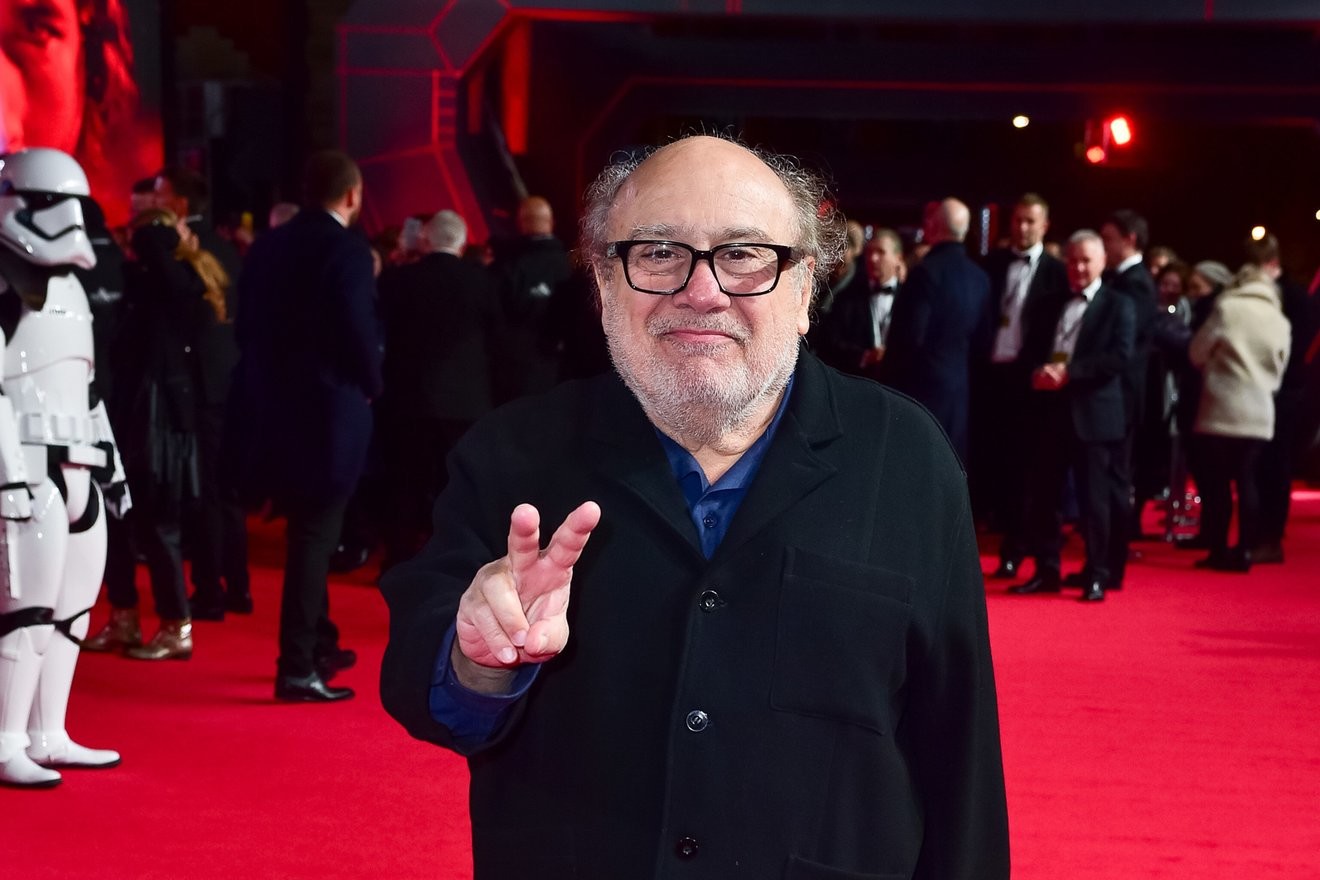 8 странных и неожиданных способов заработка, к которым прибегали голливудские звёзды до известности