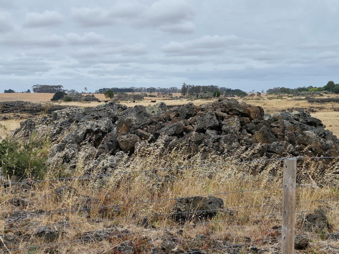 Каменные пузыри: загадка австралийской вулканической долины
