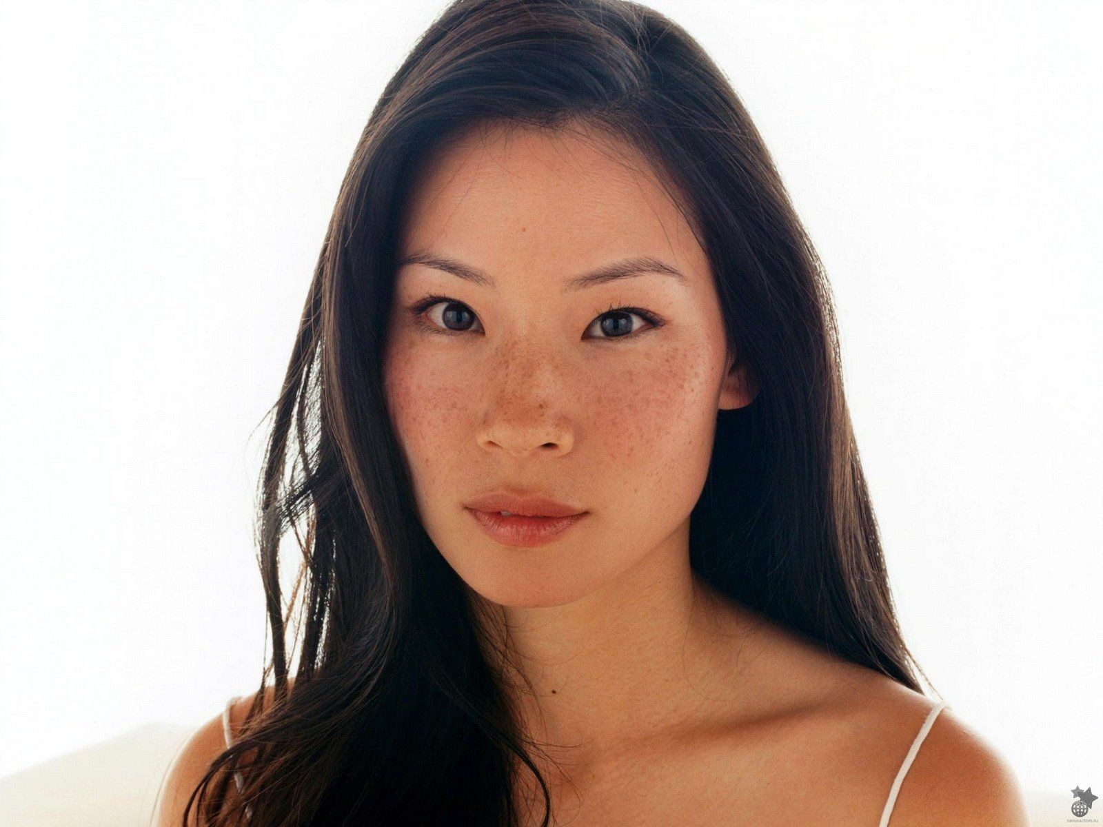 4. Люси Лью: трудоголик-хостес