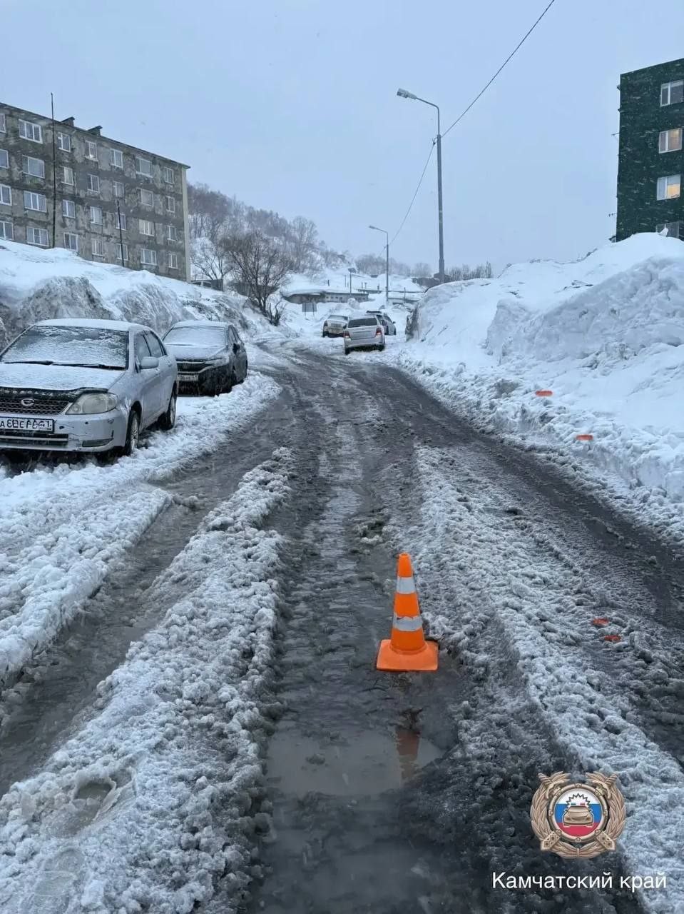 Металлический штырь пробил днище автомобиля и ягодицу пассажирки 