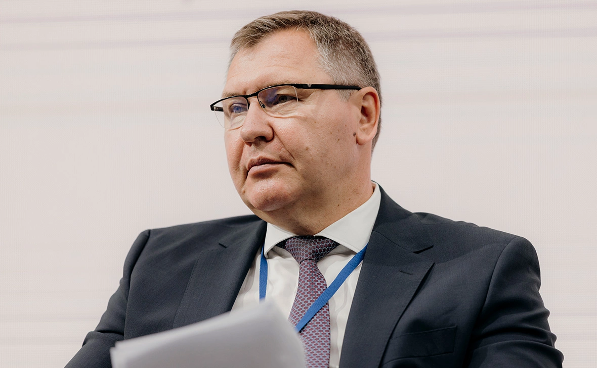 Страховщики предлагают повысить взносы по ОМС для курильщиков и людей с лишним весом