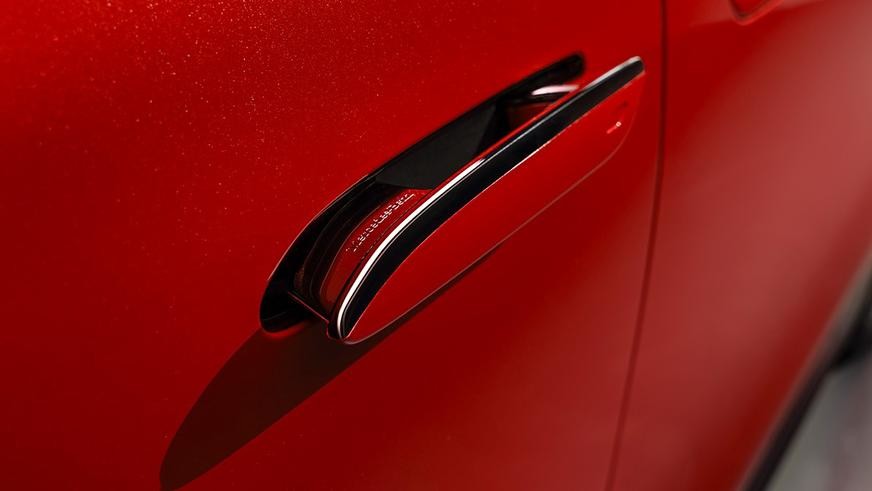 Mercedes представил электрический минивэн VLE