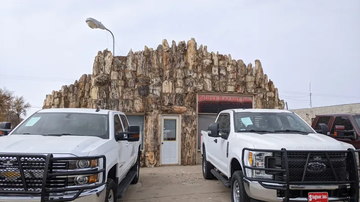 История заправки, которая старше динозавров