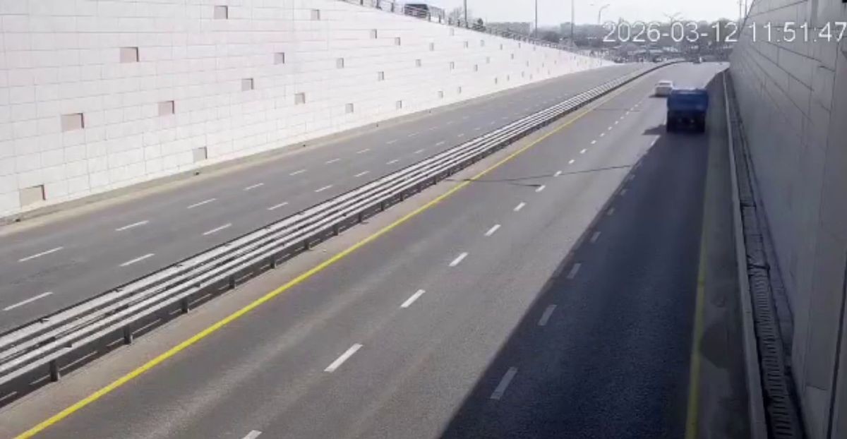 В Ташкенте обрушилась стена путепровода, открытого два года назад при участии президента