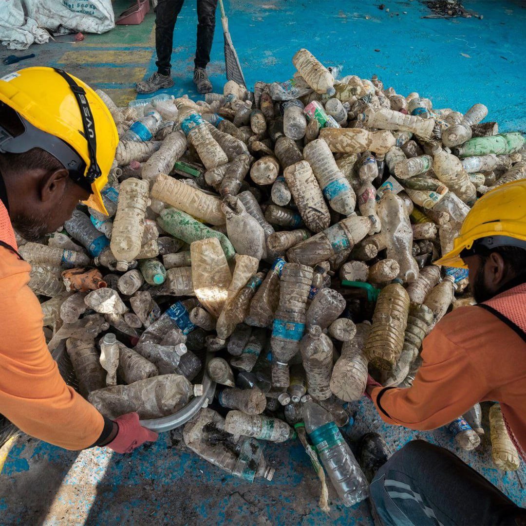45 000 тонн пластика: инженеры пытаются разгрести мусор из океана