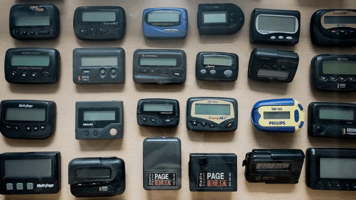 Пейджеры мертвы, спутники не ловят: как оставаться на связи при отключении интернета