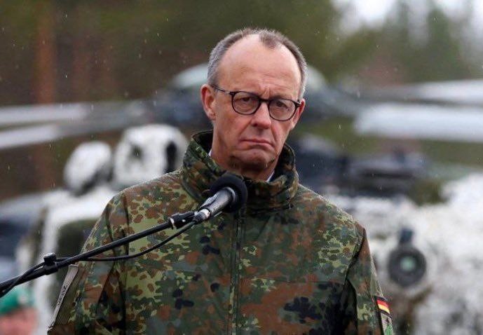 Это не какой-то пьяный рыбак, а канцлер Германии запугивает Путина