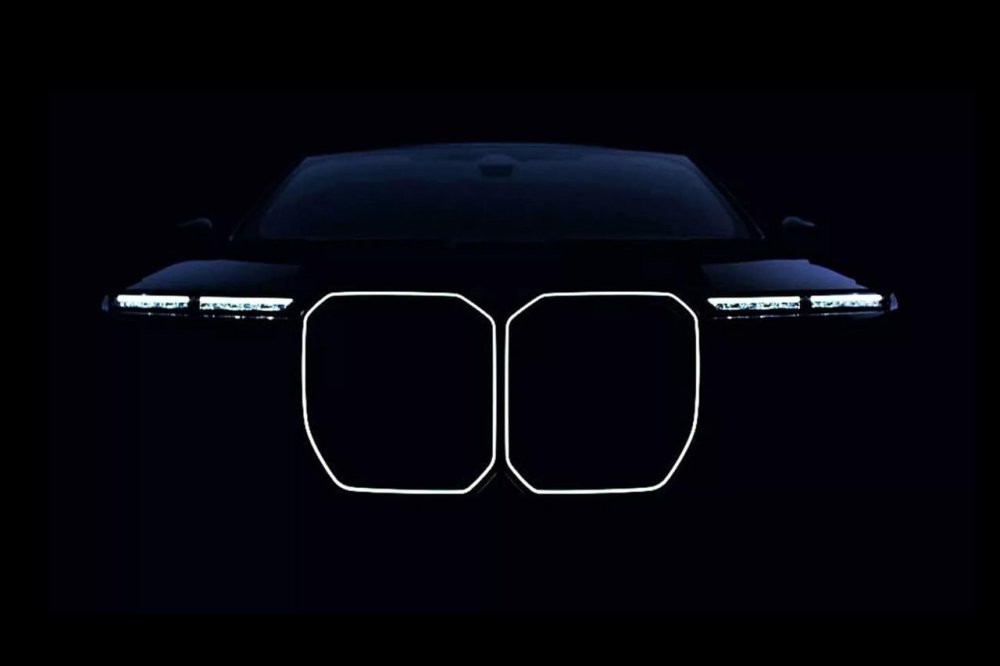 BMW показала новые ноздри 7 серии