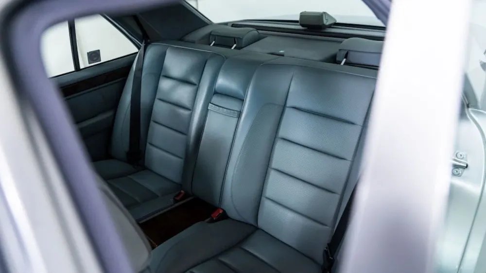 Найден самый дорогой в мире Mercedes-Benz 500 E