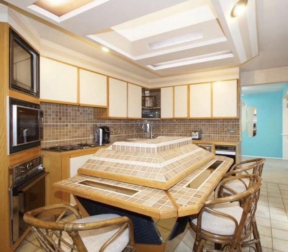 9. Пирамида Майя на минималках