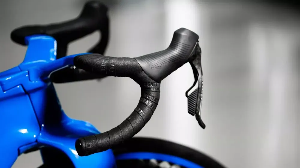 Двухколёсный Bugatti без мотора, но по цене автомобиля