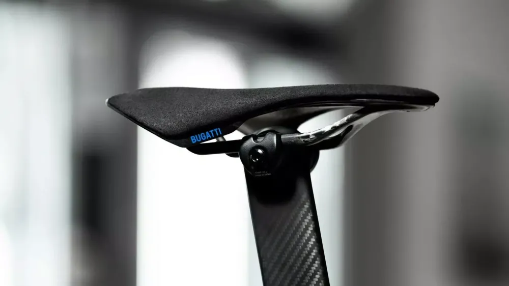 Двухколёсный Bugatti без мотора, но по цене автомобиля