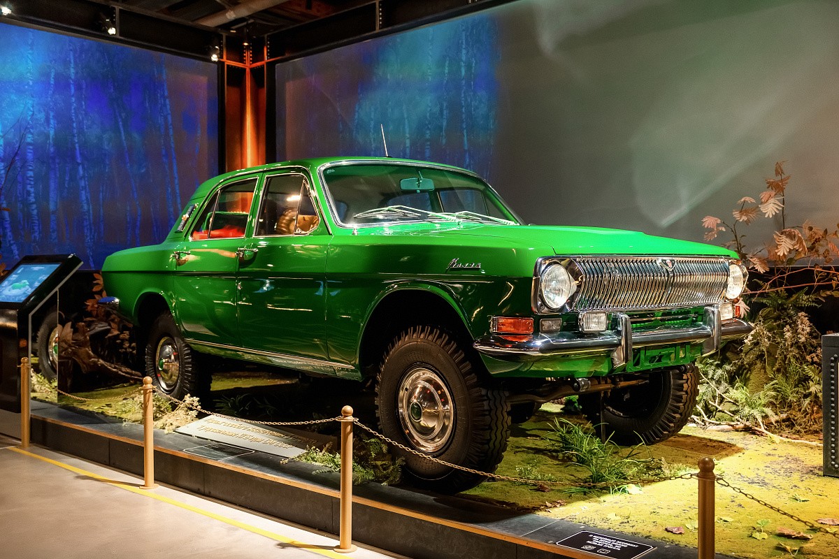 Легендарные машины лидеров Российской Империи, СССР и&nbsp;Российской Федерации