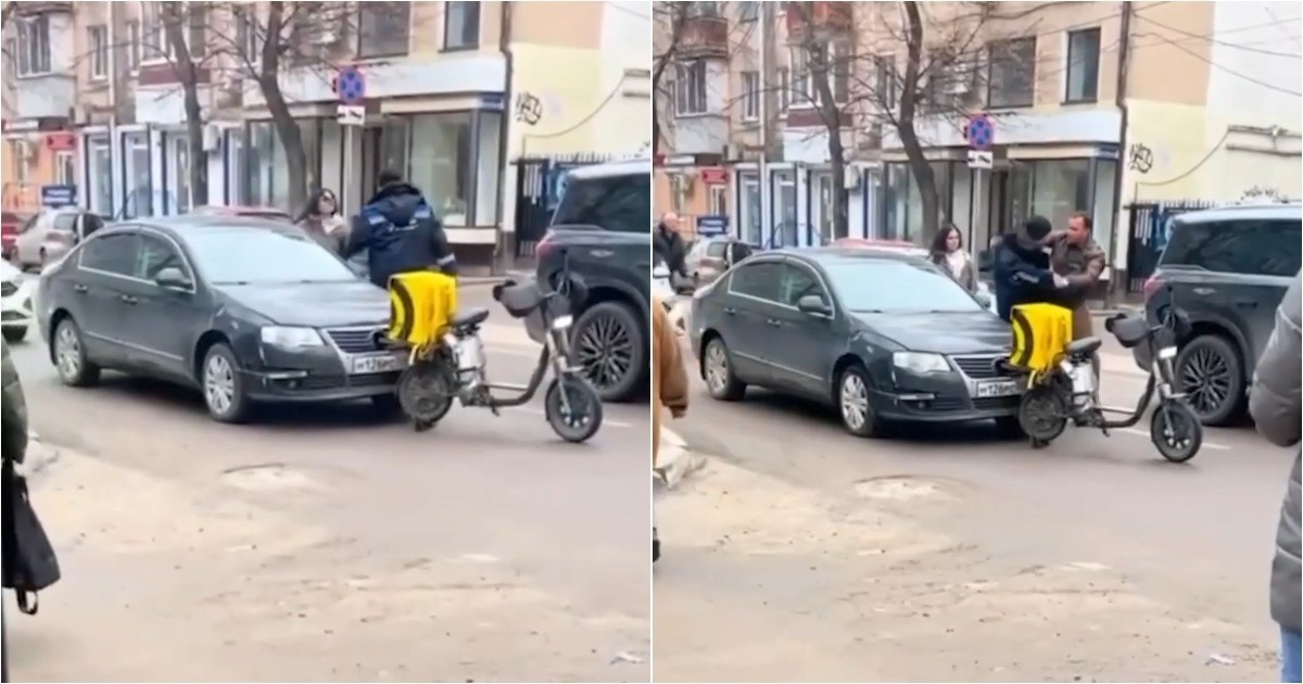 В Воронеже курьер на мопеде ударил автоледи