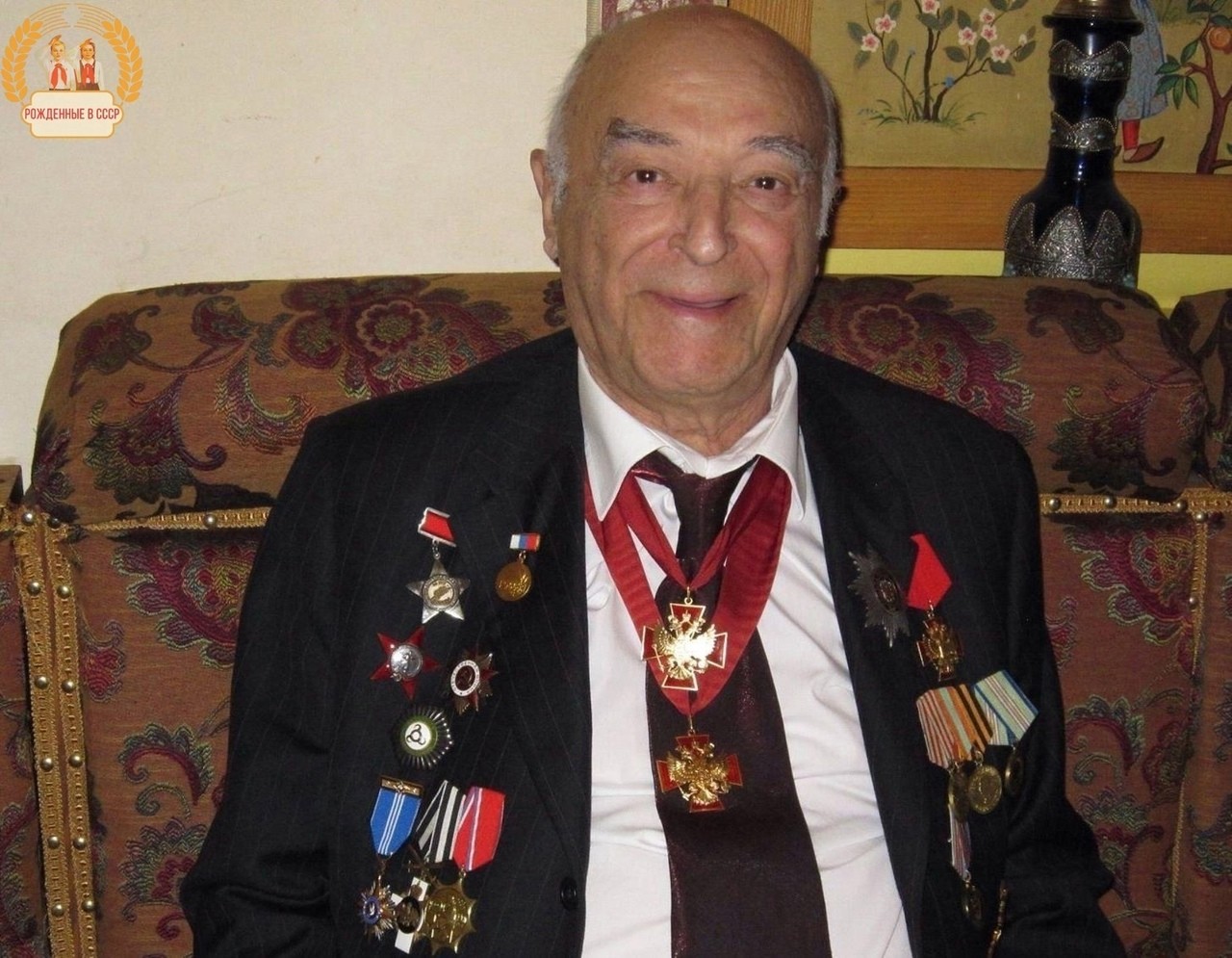 Владимир Этуш