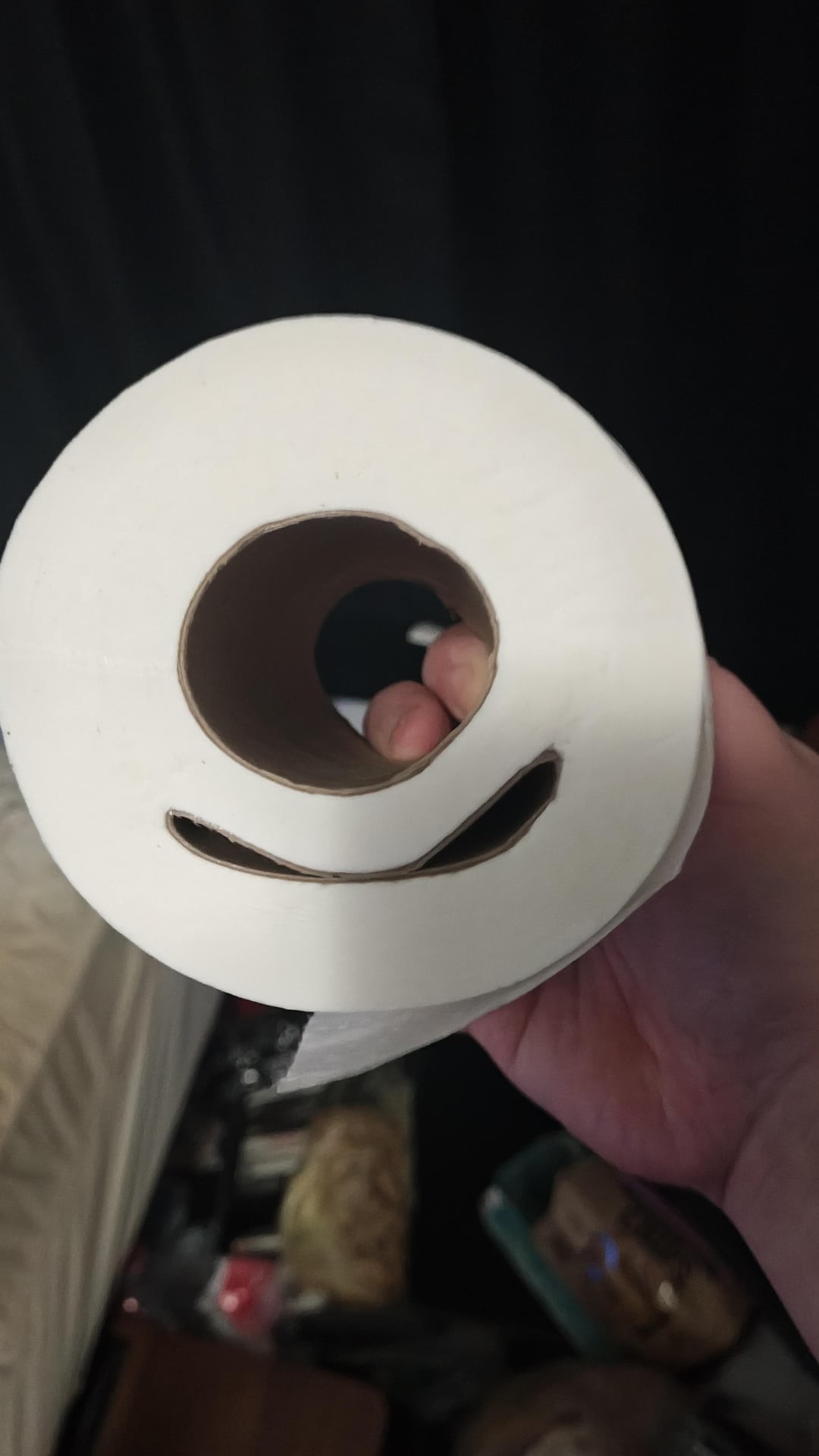 2. Один рулон - два отверстия