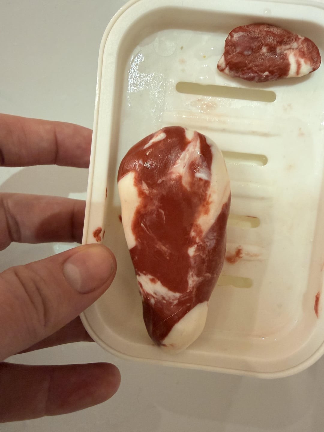 13. После нескольких дней использования мыло стало похоже на мясо