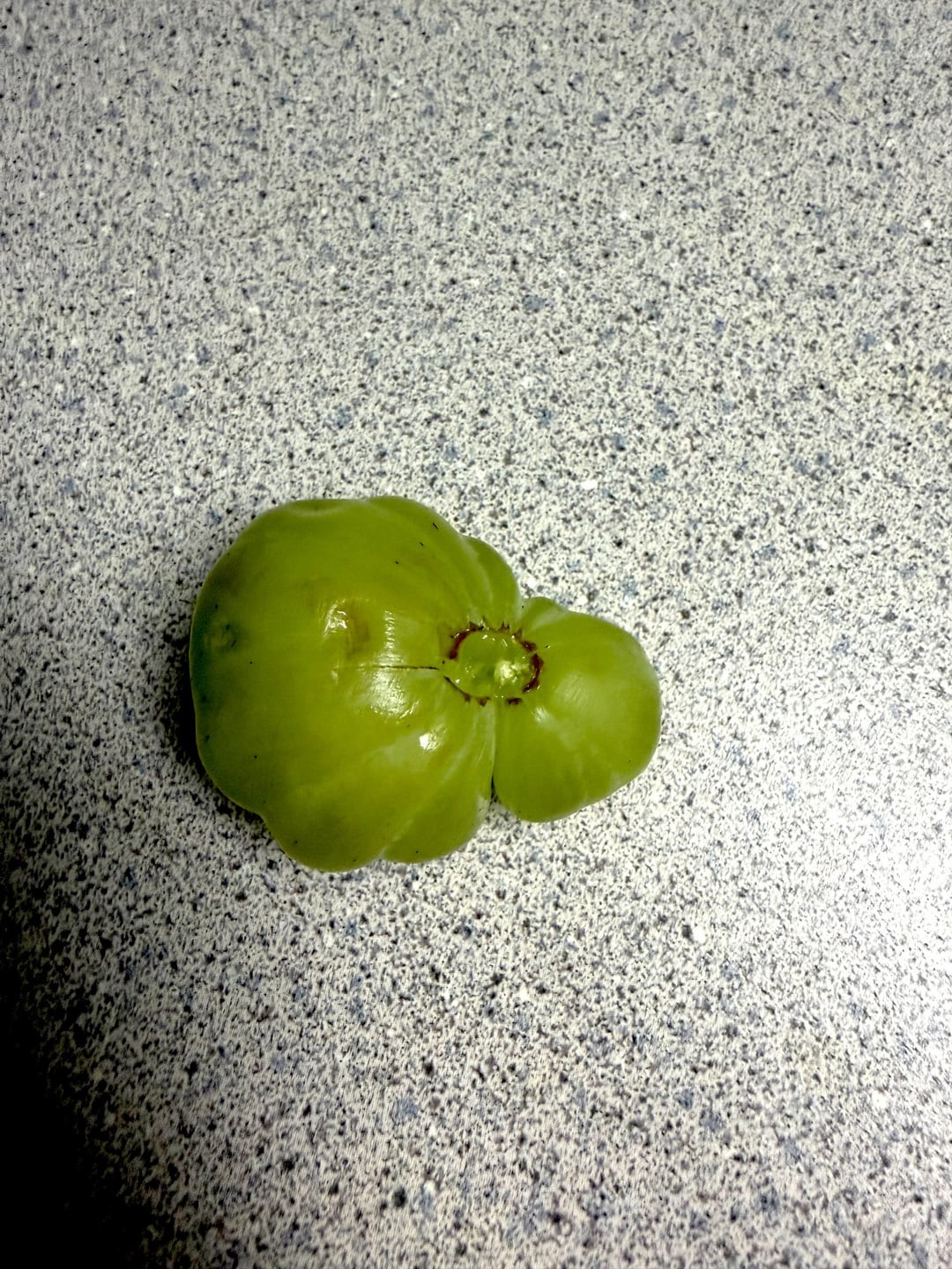 9. Странная виноградина