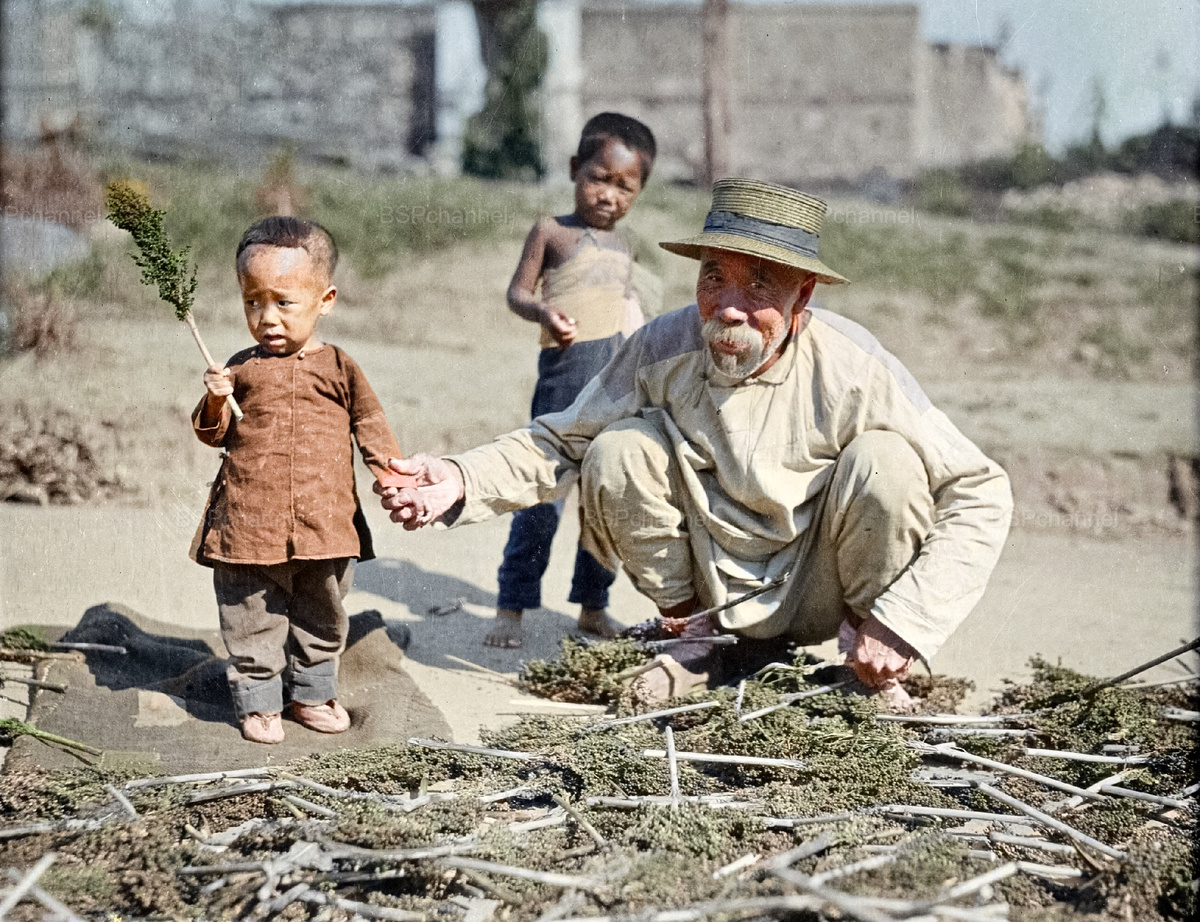 Любопытные фотографии из прошлого стран Азии