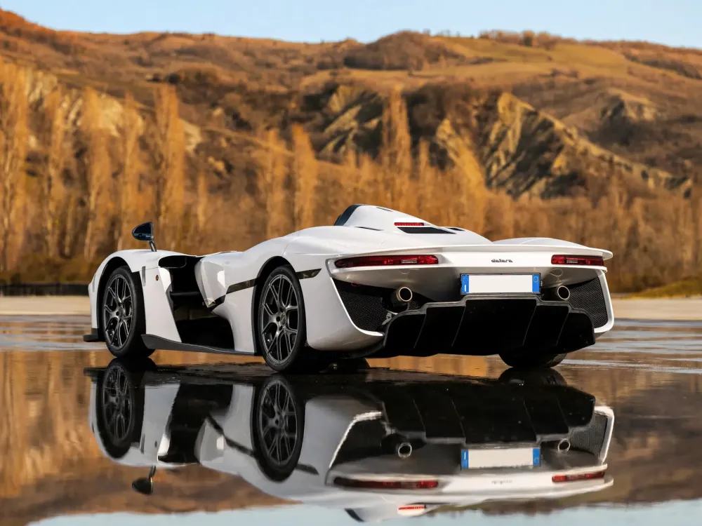 Уникальный одноместный спорткар от Dallara выставят на торги