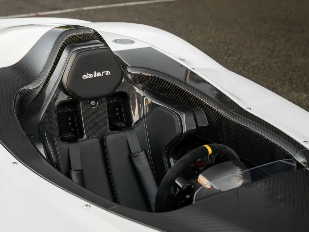 Уникальный одноместный спорткар от Dallara выставят на торги