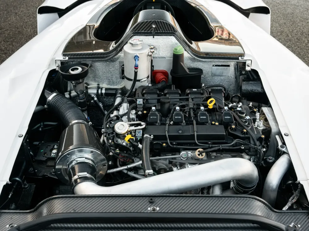 Уникальный одноместный спорткар от Dallara выставят на торги