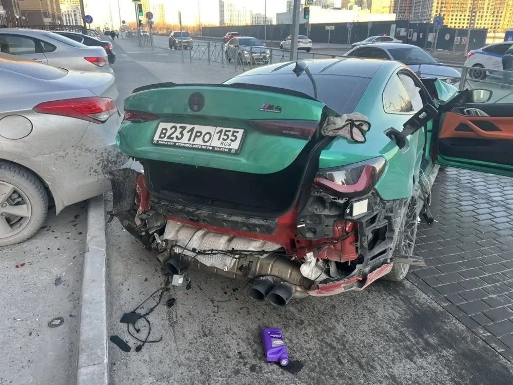 Прилёт BMW в Тюмени