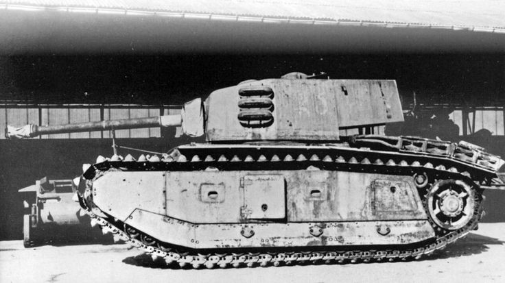 Помесь Char B, "Пантеры" и "Королевского Тигра"