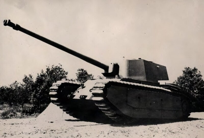 Помесь Char B, "Пантеры" и "Королевского Тигра"