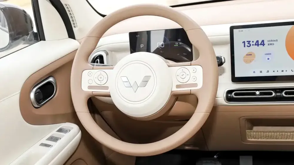 Китайский «народный» электрокар после обновления поступил в продажу по цене от 530 тысяч рублей