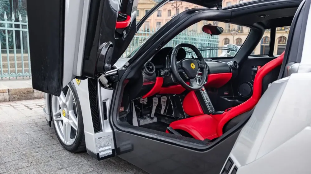 Редчайшую Ferrari Enzo хотят продать за 6 миллионов долларов