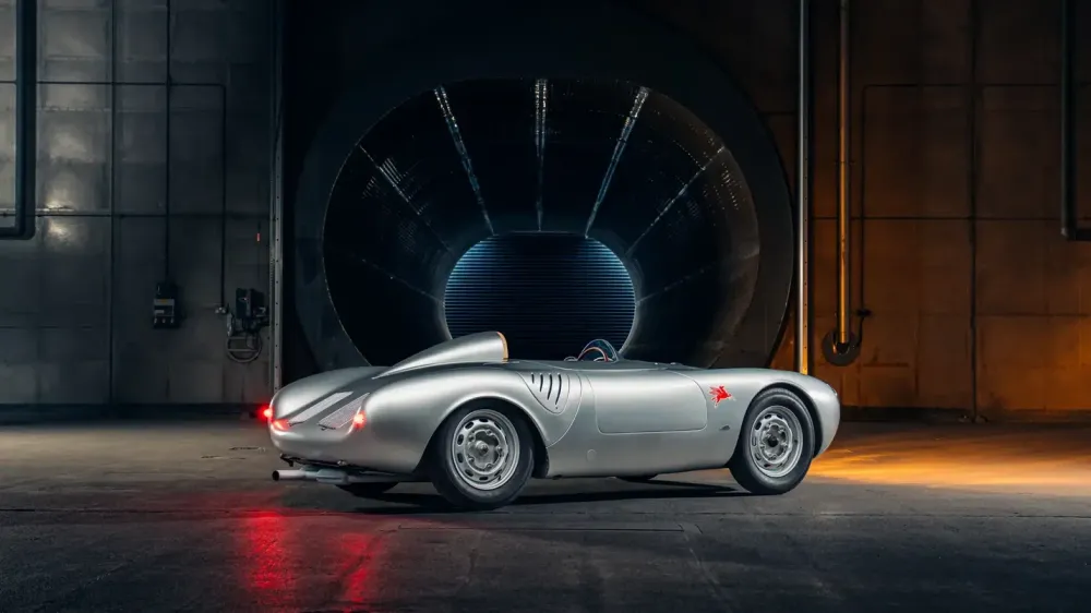 69-летний Porsche 550A Spyder с гоночной историей выставят на аукцион