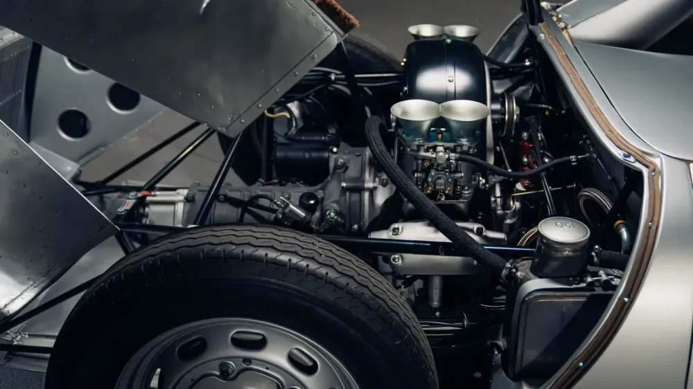 69-летний Porsche 550A Spyder с гоночной историей выставят на аукцион