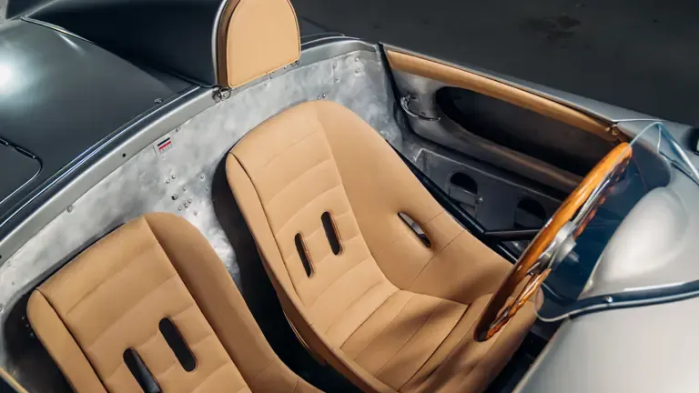 69-летний Porsche 550A Spyder с гоночной историей выставят на аукцион