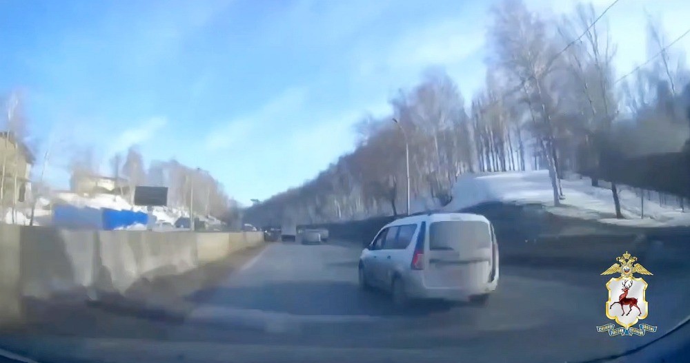 Устроил ДТП и пытался сбежать на родину