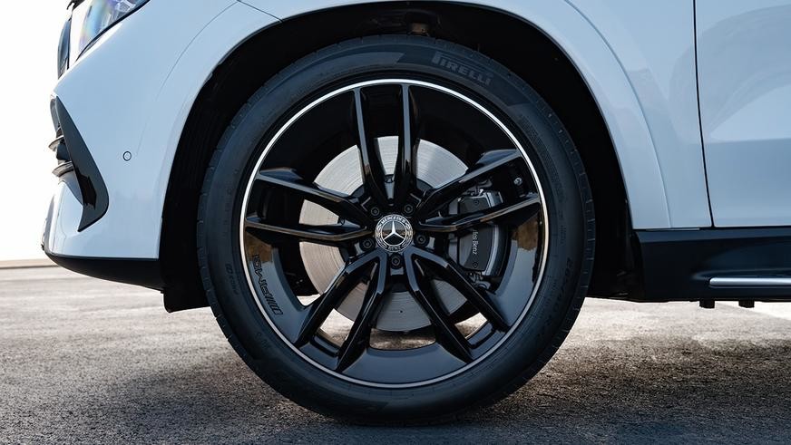 Mercedes-Benz представил обновлённые GLE и GLE Coupe