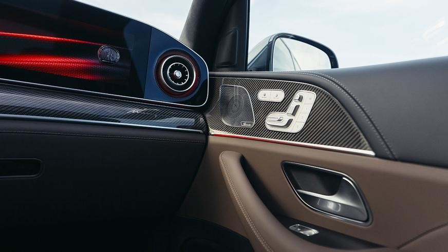 Mercedes-Benz представил обновлённые GLE и GLE Coupe